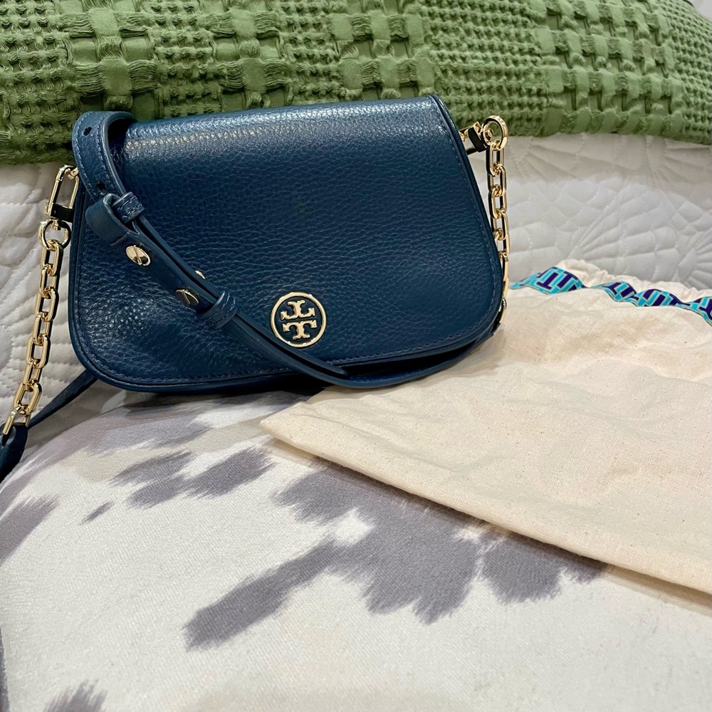 Tory burch convertible, adjustable Crossbody Purse